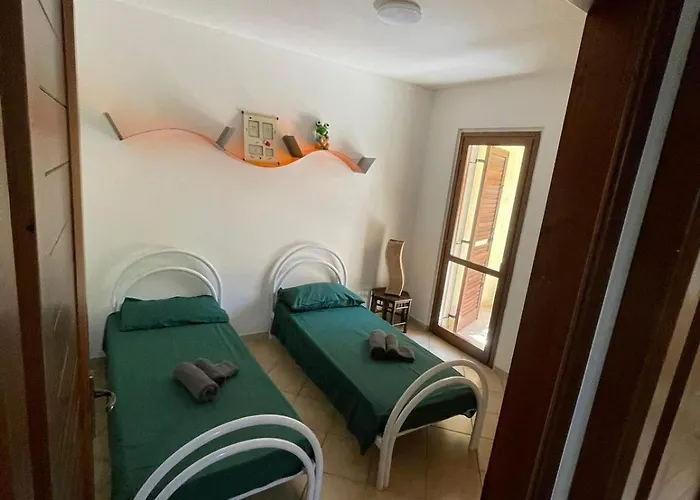 Casa Matilda Villasimius, 7 Posti, 3 Stanze, Doppio Giardino Appartamento