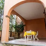 Apartment Casa Matilda - Villasimius, 3 Bedrooms, Double Private Garden, Sleeps 7 *