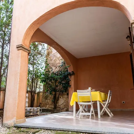 דירה Casa Matilda Villasimius, 7 Posti, 3 Stanze, Doppio Giardino *