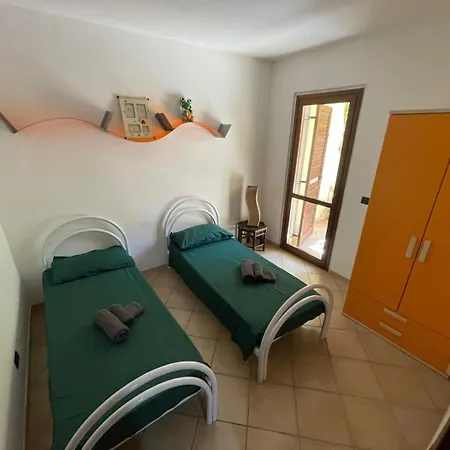 Casa Matilda Villasimius, 7 Posti, 3 Stanze, Doppio Giardino * וילסימיוס