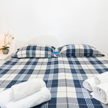 Casa Matilda Villasimius, 7 Posti, 3 Stanze, Doppio Giardino *